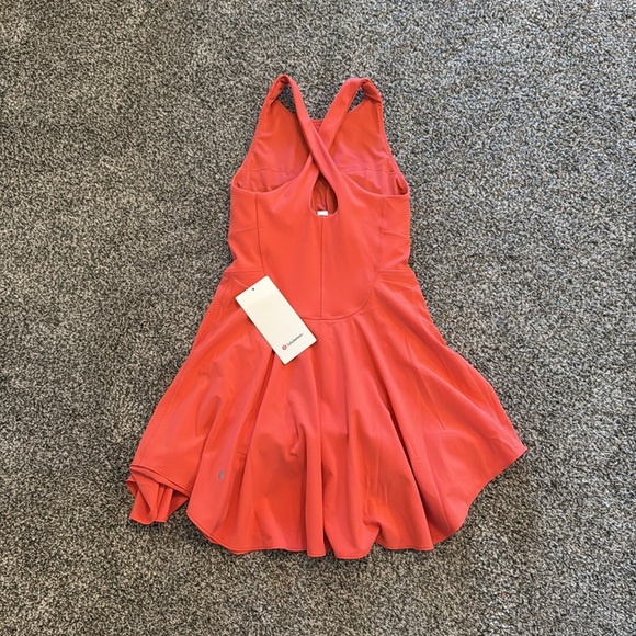 NWT Lululemon court crush dress size 4 - Picture 3 of 5